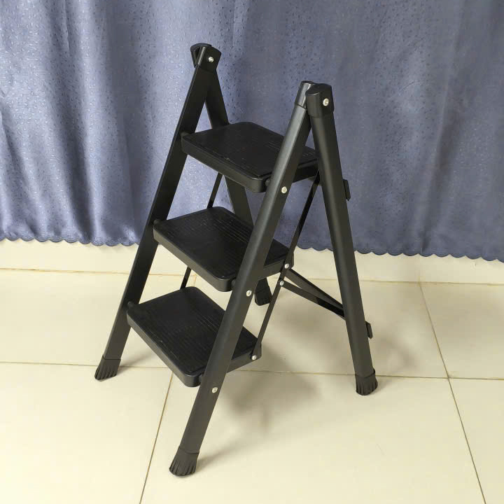 Thang ghế khung sắt chắc chắn NIKITA NKT-39