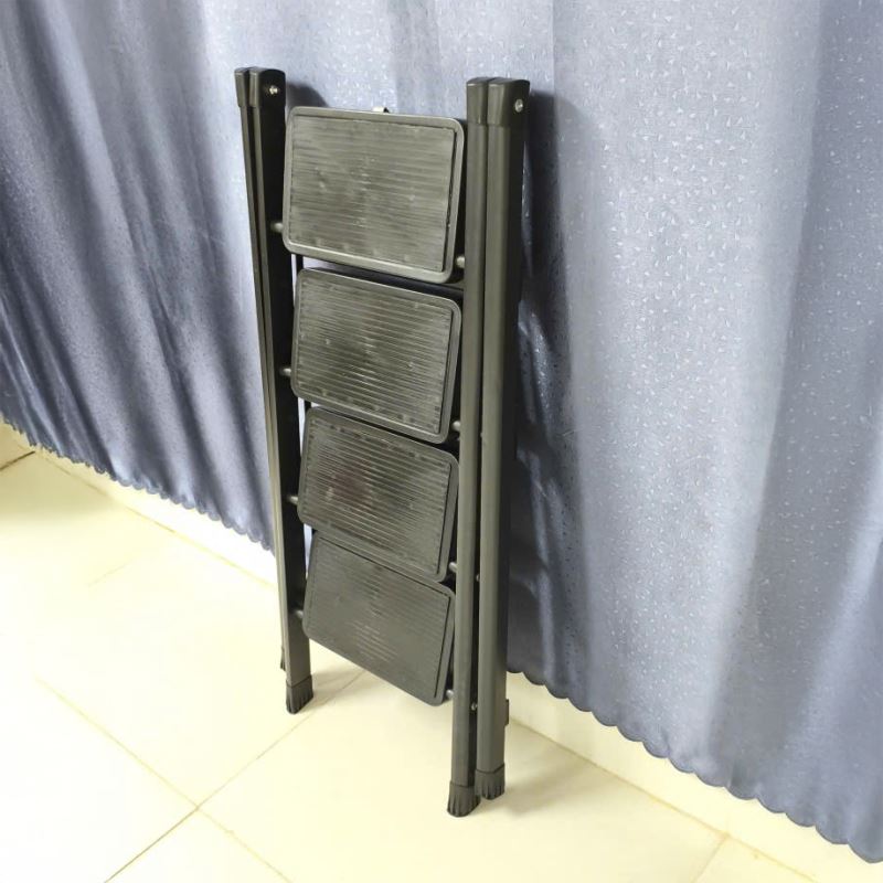 Thang ghế gấp gọn tiện lợi NIKITA NKT-47